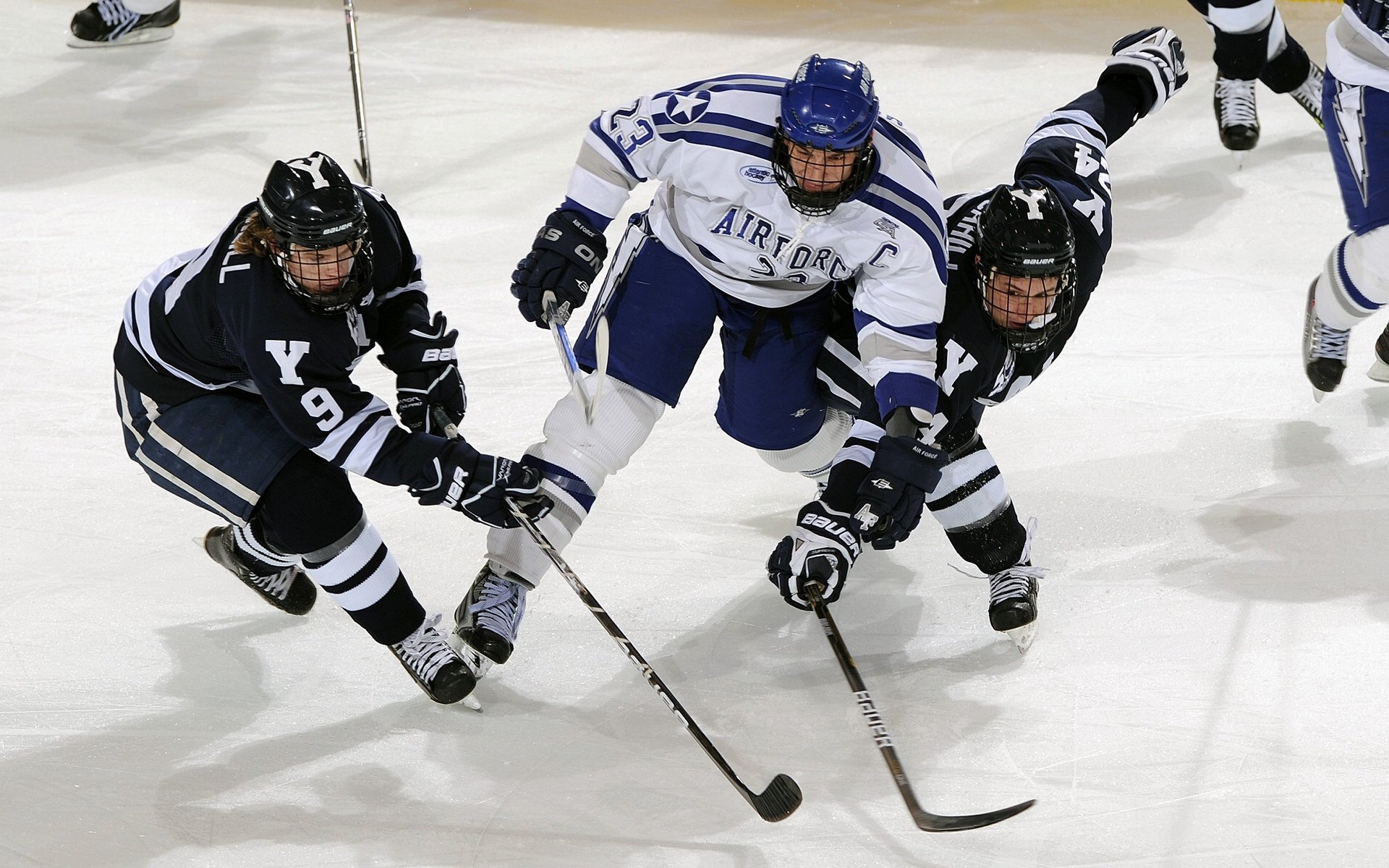 Faker操作风采震撼赛场，faker操作锦集